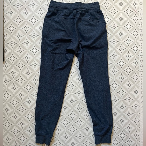 lululemon ready to rulu joggers size 4 - Picture 5 of 6